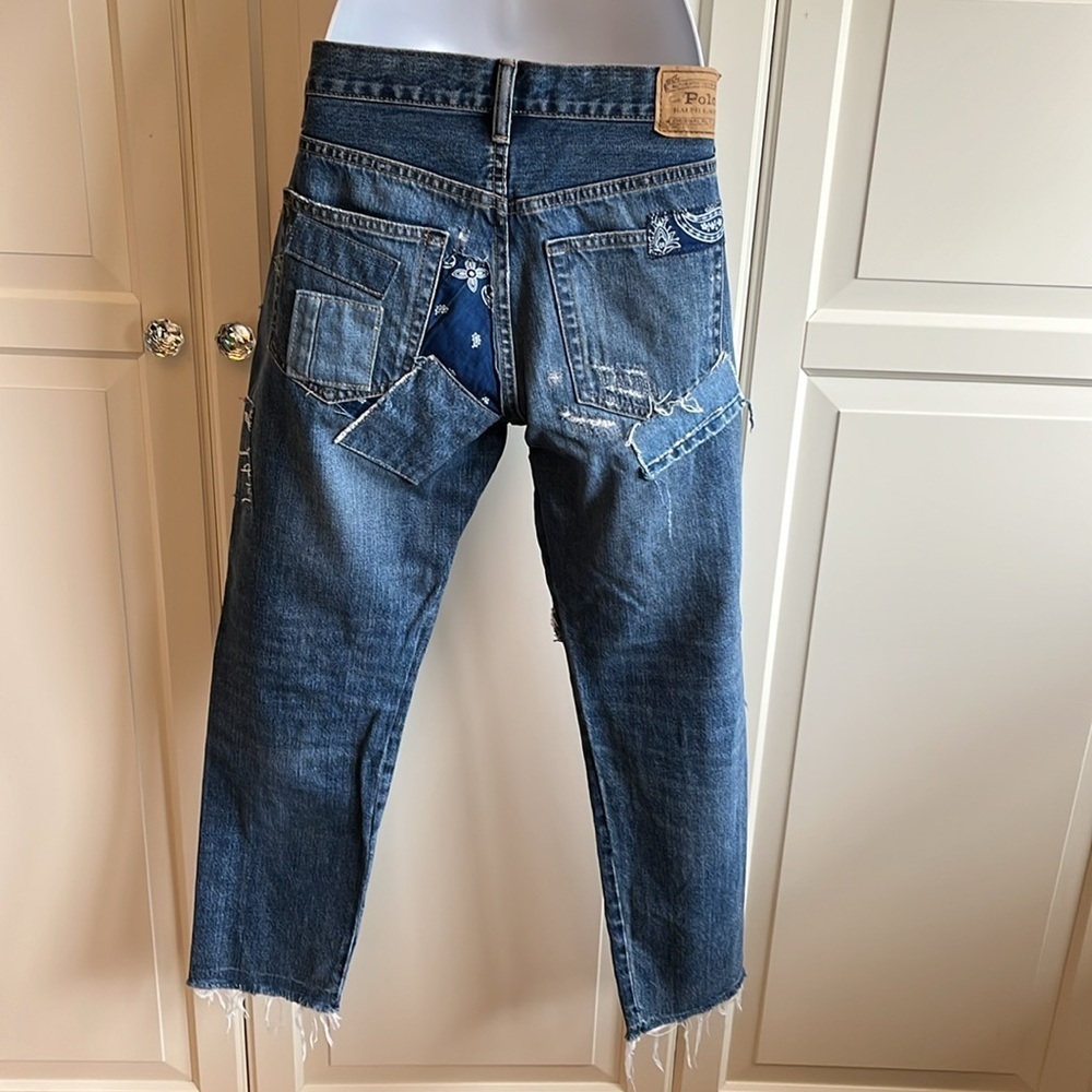Ralph Lauren Polo
Avery Boyfriend Crop Distressed
Patchwork Jeans  size 27 - Picture 17 of 17